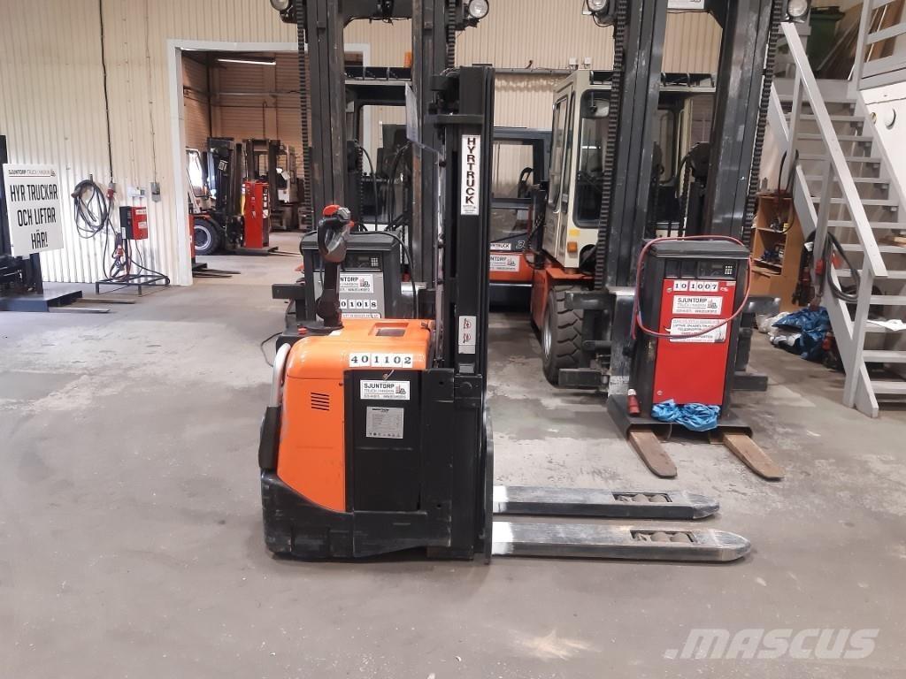 BT SPE125L Samopogonski ručni viličari