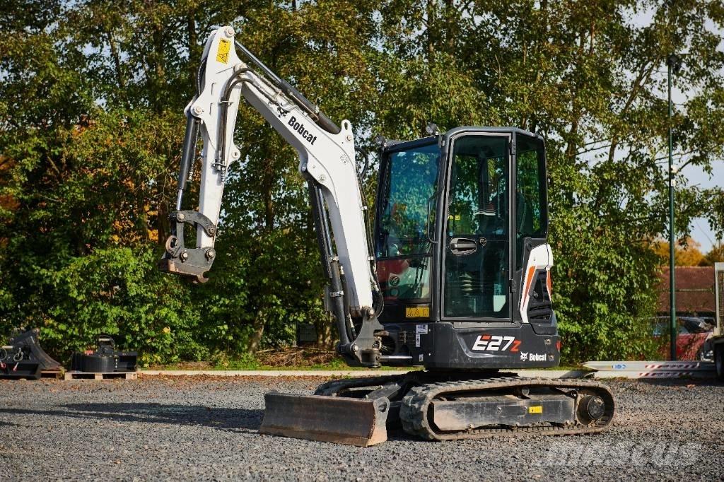 Bobcat E 27 Z Mini bageri <7t