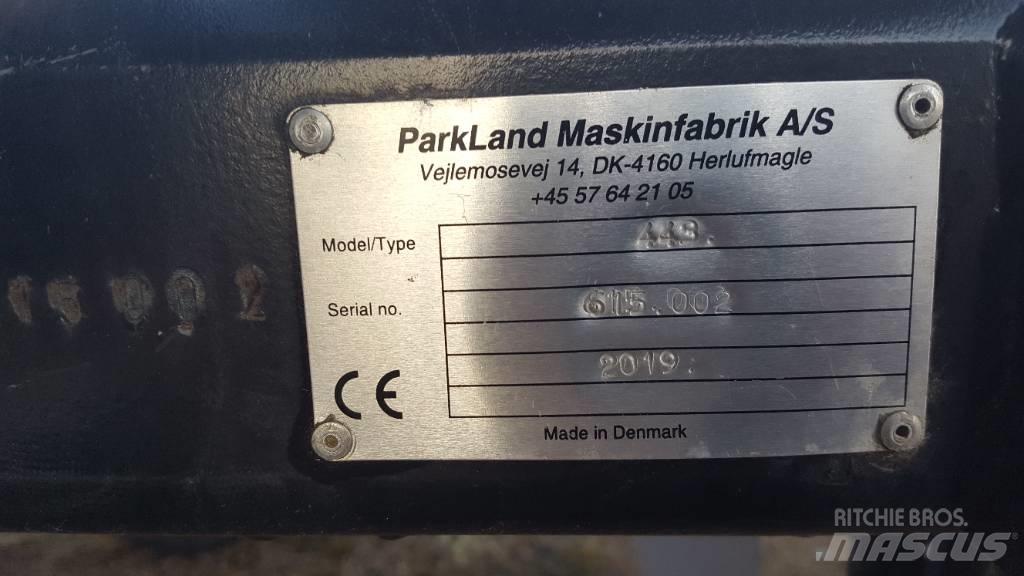 Parkland 443 Balirke za kockaste bale
