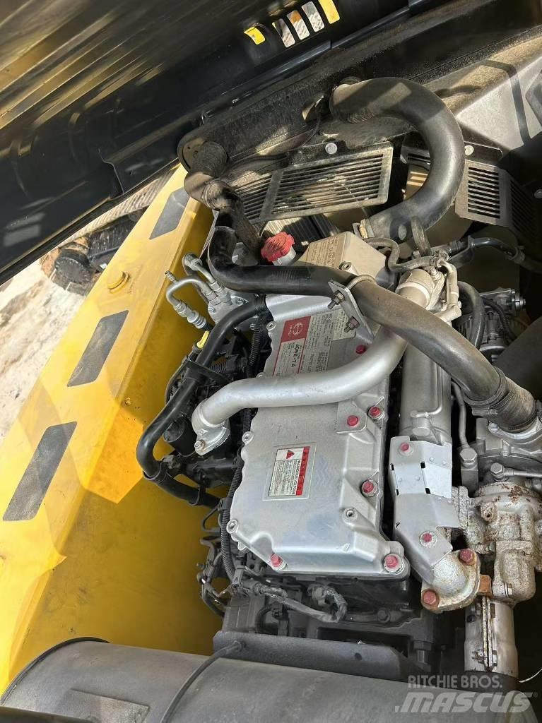 Kobelco SK 200D Bageri gusjeničari