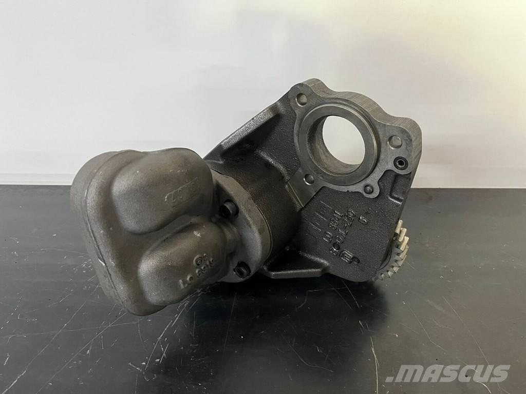 Liebherr Olie pomp Transport – ostalo