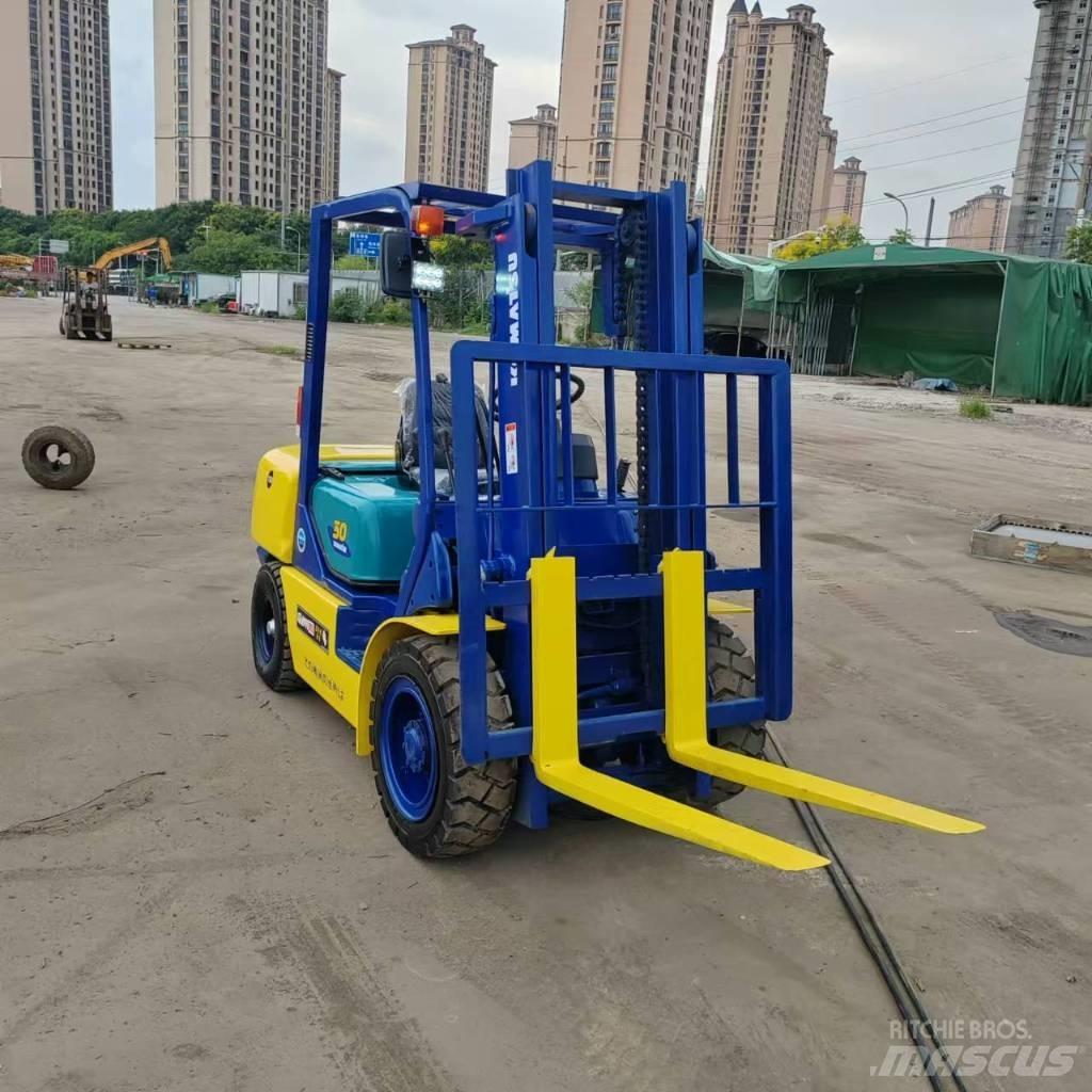 Komatsu FD 30 T-17 Dizelski viličari