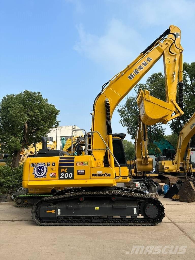 Komatsu PC 200-8N1 Midi bageri 7t – 12t