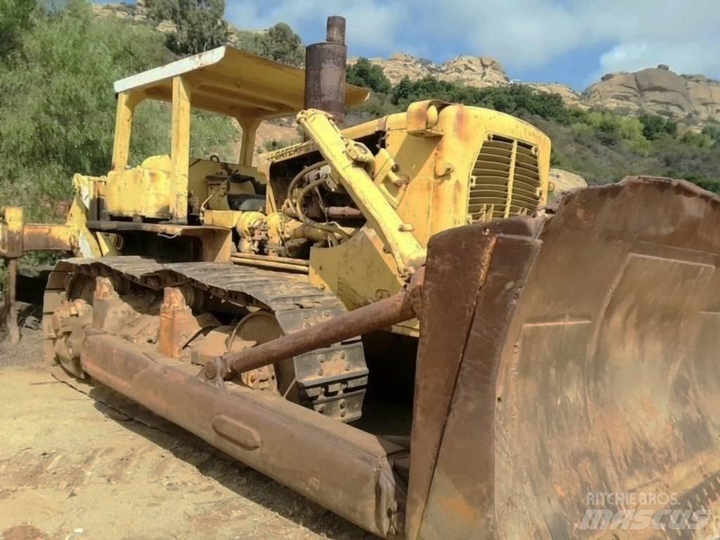CAT D 9 G Buldožeri gusjeničari