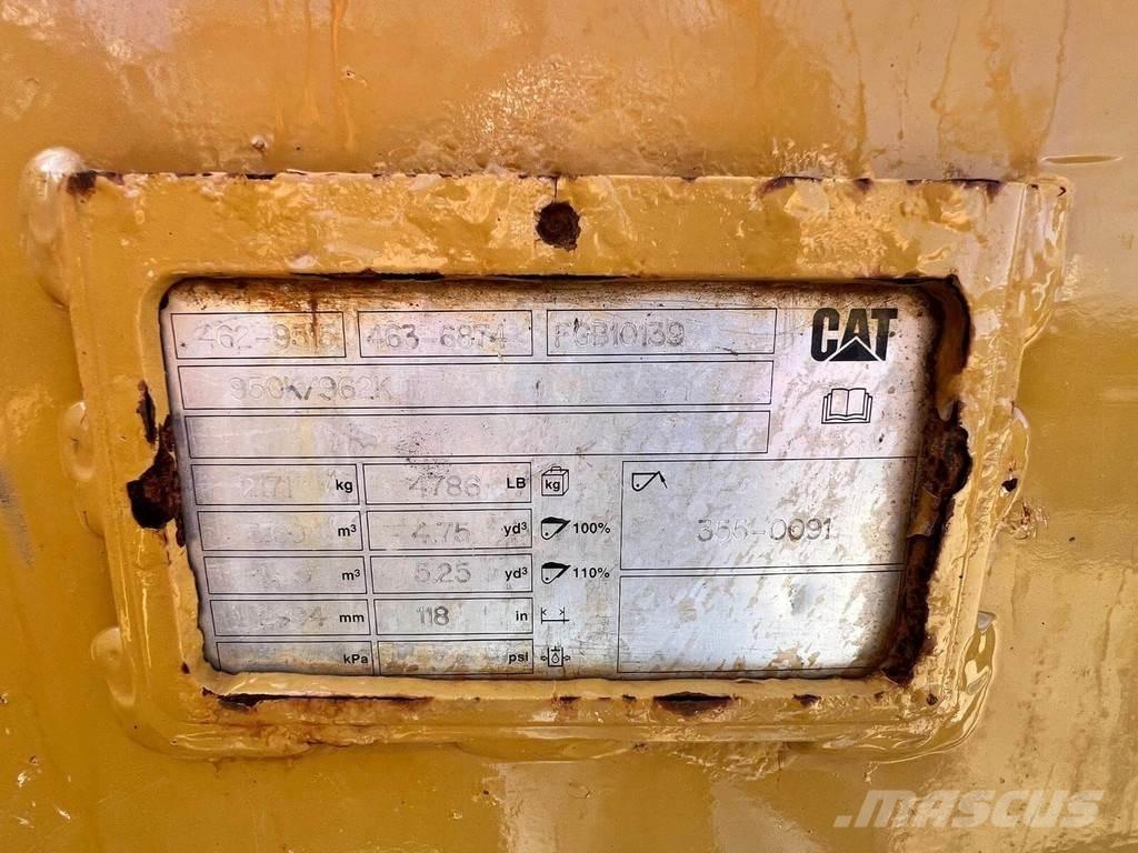 CAT 962M Utovarivači na kotačima