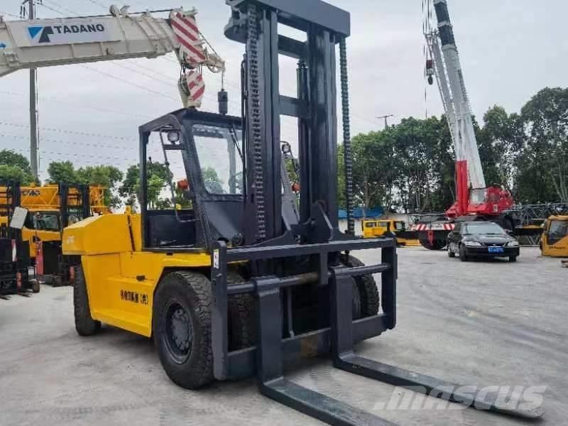 Komatsu FD 160 Dizelski viličari