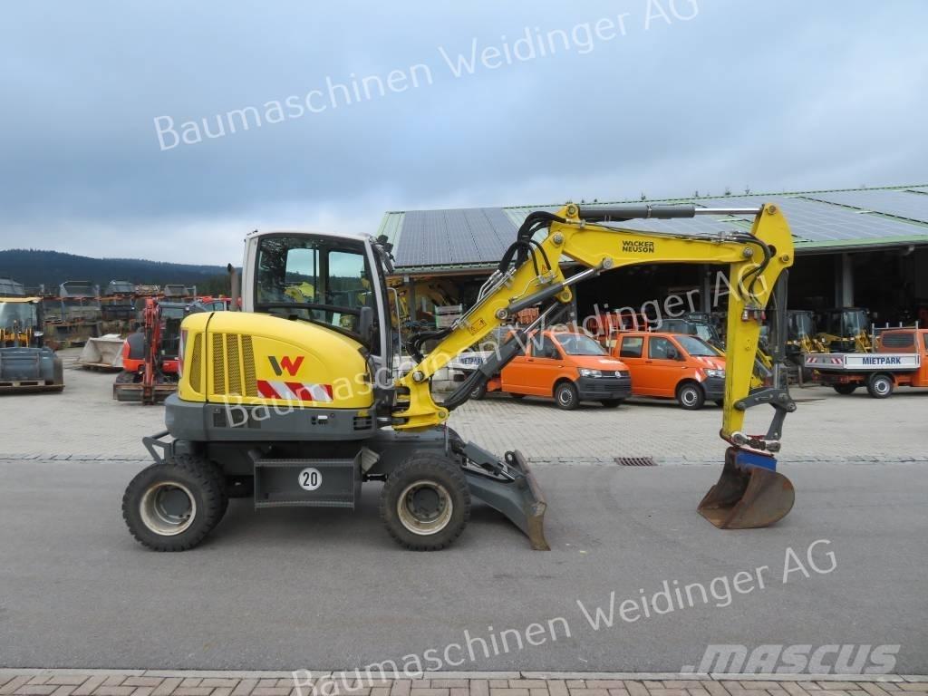 Neuson EW 65 Bageri na kotačima