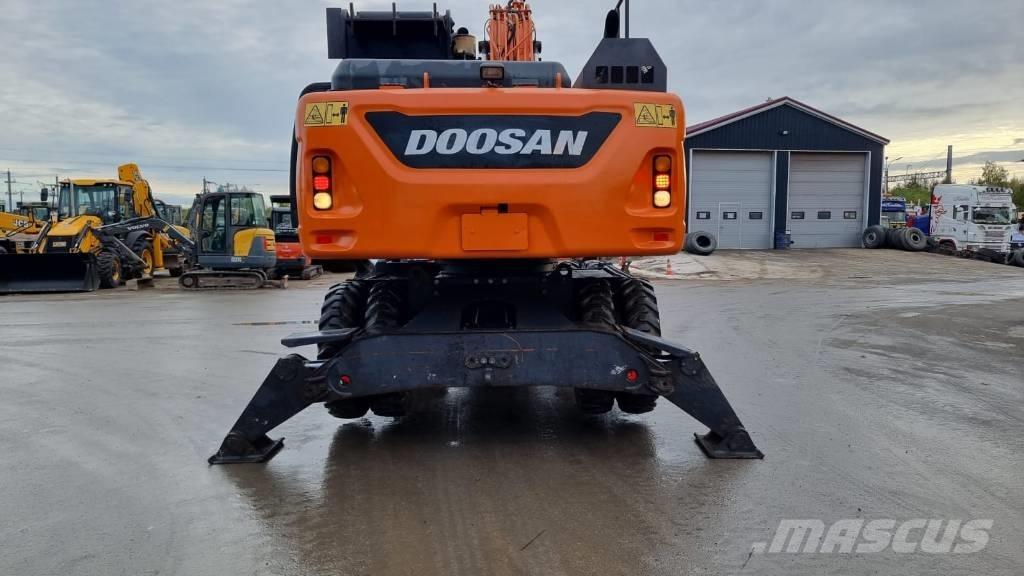 Doosan DX 210 W - 5 Bageri na kotačima