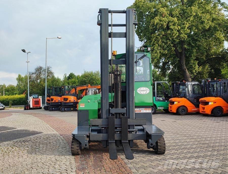 Combilift C4000 Viličari sa 4-stranskim dohvatom