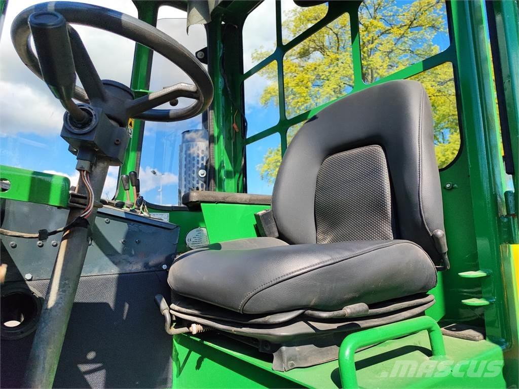 Combilift C4000 Viličari sa 4-stranskim dohvatom