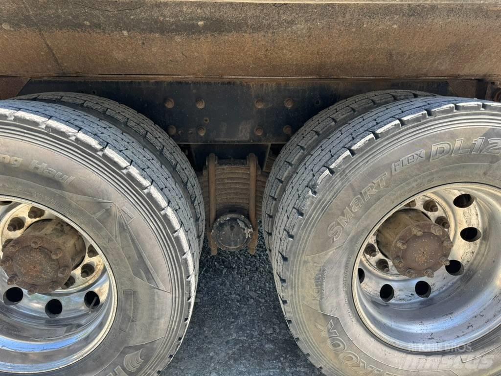 Mack GU713 Kiper kamioni