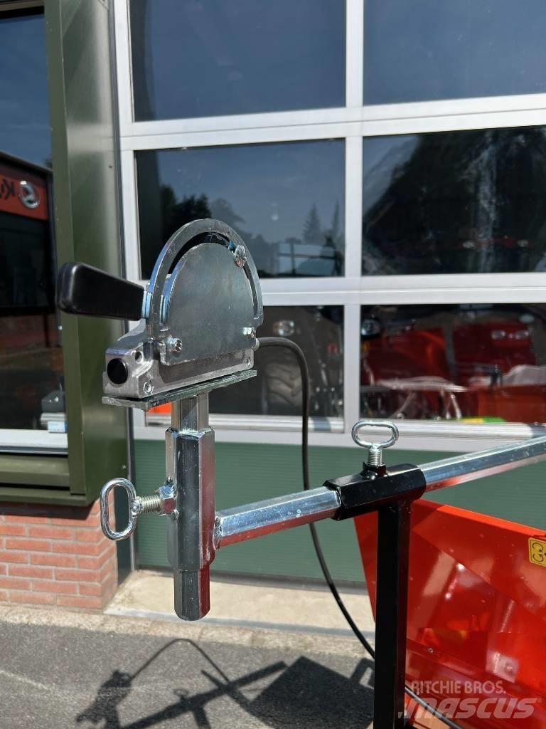 Kubota MTZ SM 150 Priključci kompaktnog traktora
