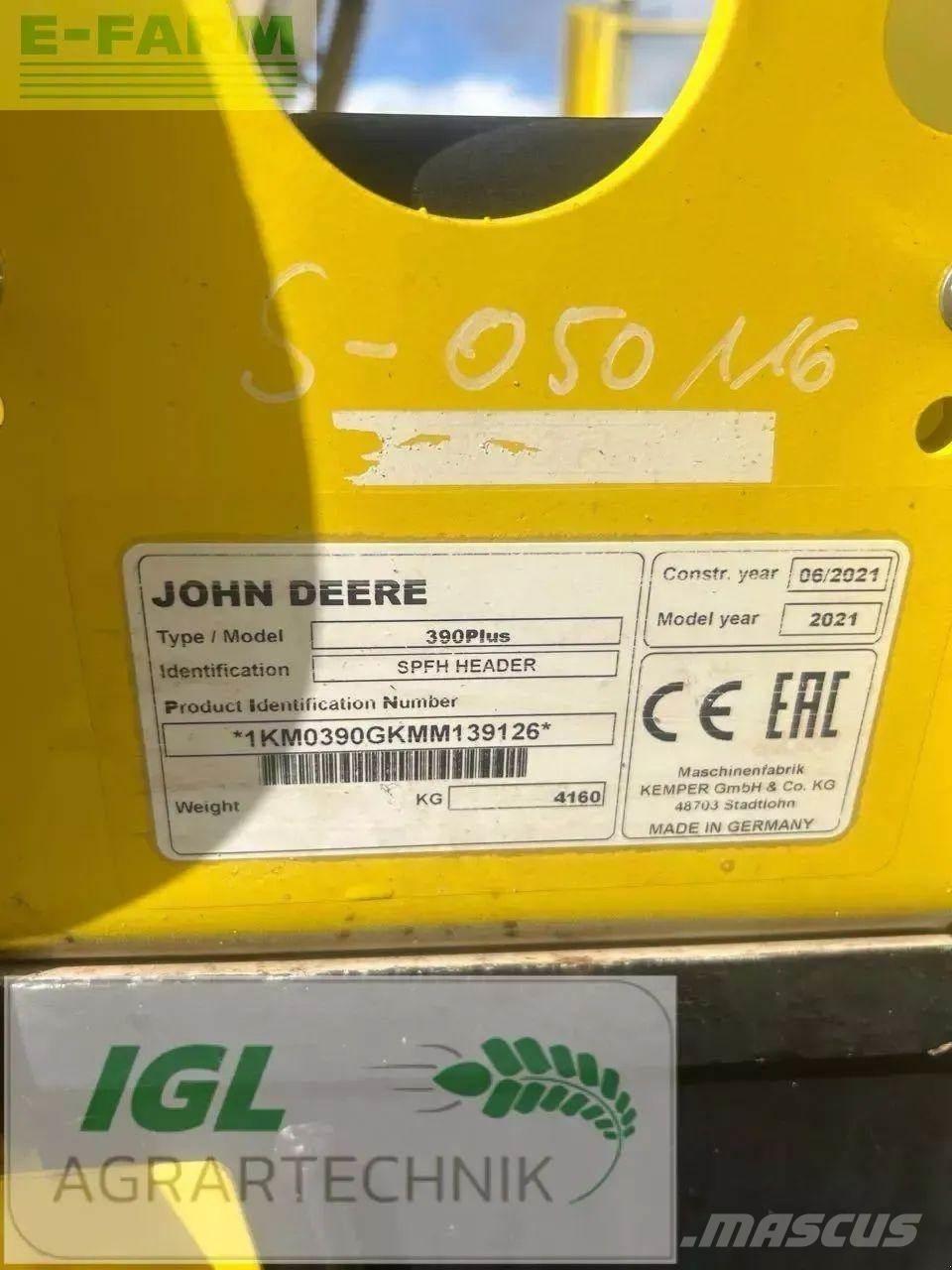John Deere 9700 i Strojevi za krmu na vlastiti pogon