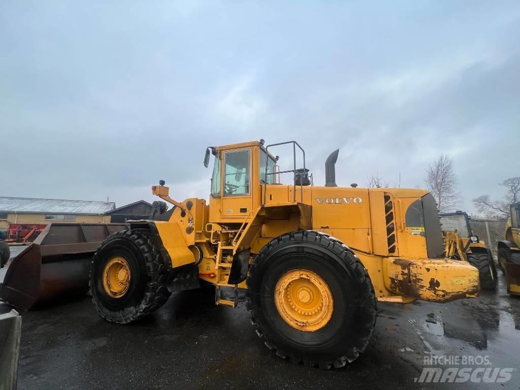 Volvo L 220 E Utovarivači na kotačima