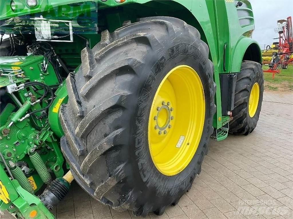 John Deere 8600 Strojevi za krmu na vlastiti pogon