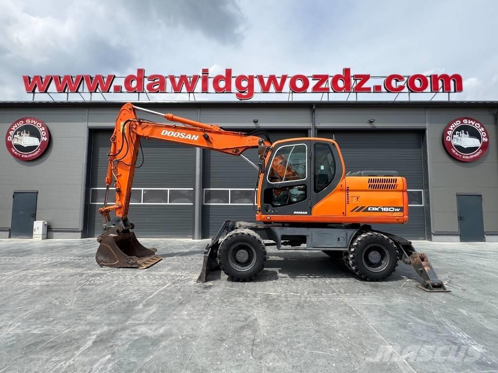 Doosan DX 160 W Bageri na kotačima