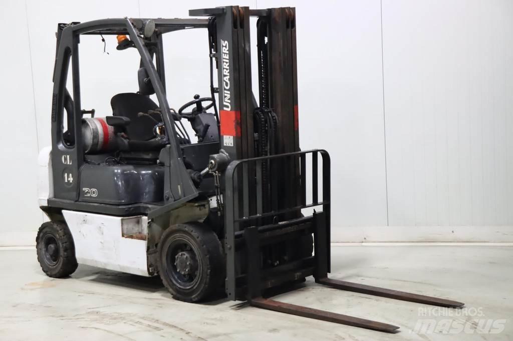 Nissan U1D2A20LQ Plinski viličari