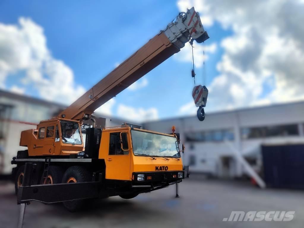 Kato KA 400 E Rabljene dizalice za težak teren