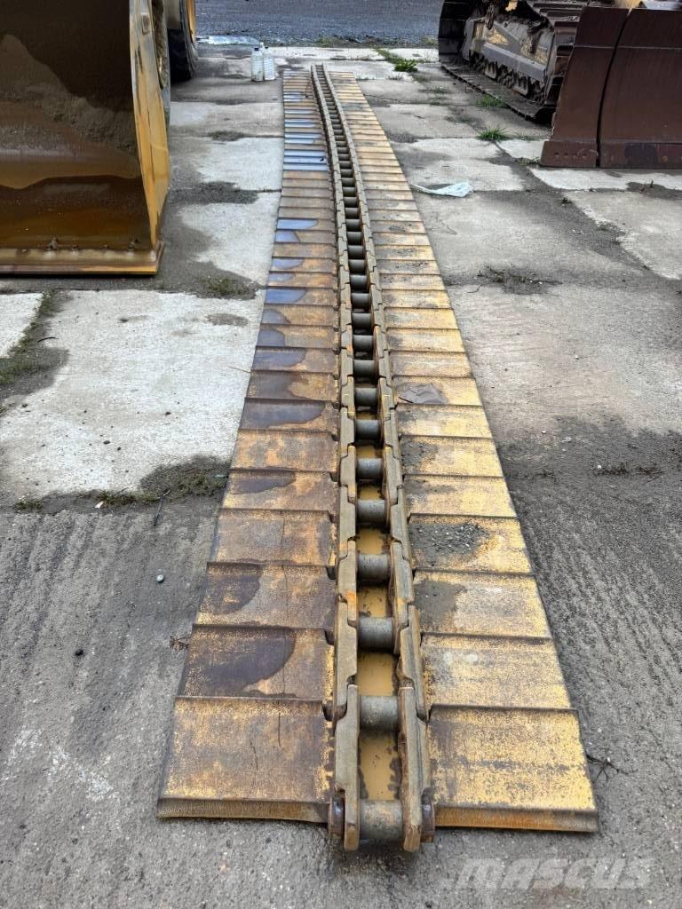 CAT D 6 N LGP Buldožeri gusjeničari