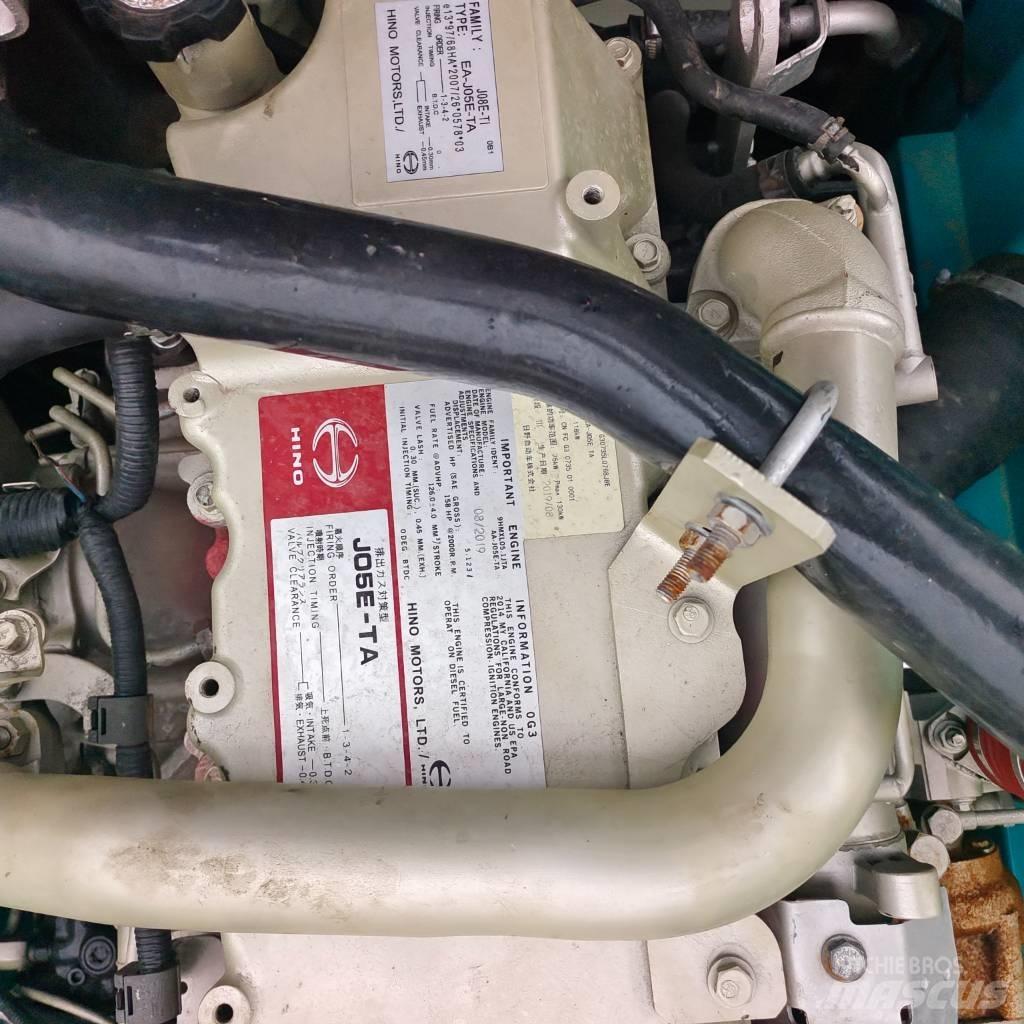 Kobelco SK 200 Bageri gusjeničari