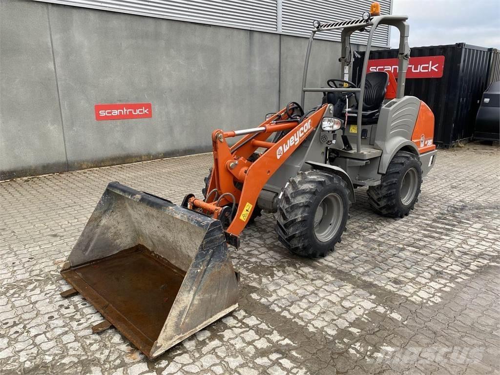 Weycor AR380 Agrar Višenamjenski utovarivači