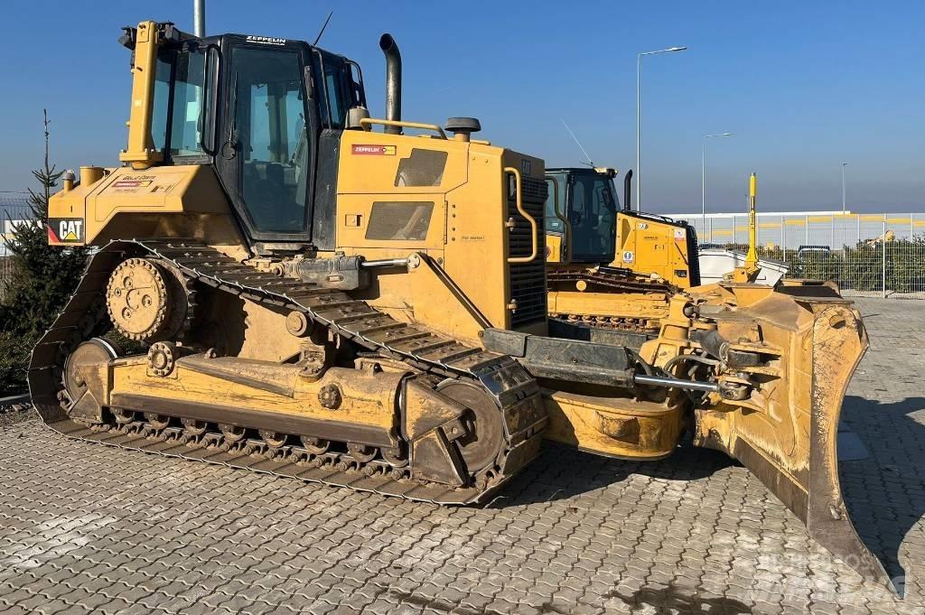 CAT D 6 N XL Buldožeri gusjeničari