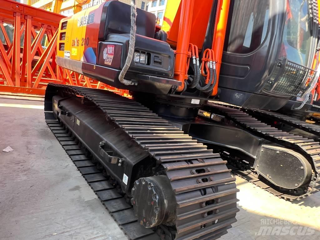 Hitachi ZX200 Bageri gusjeničari