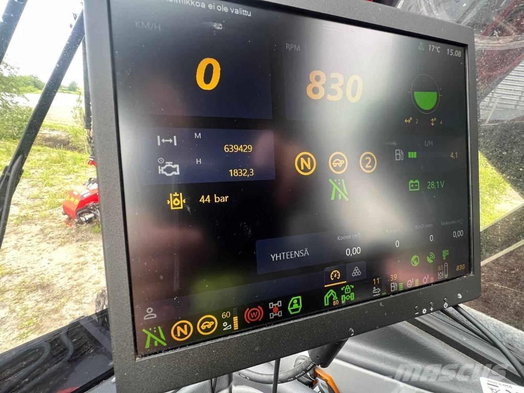 Komatsu 951 XC Harversteri