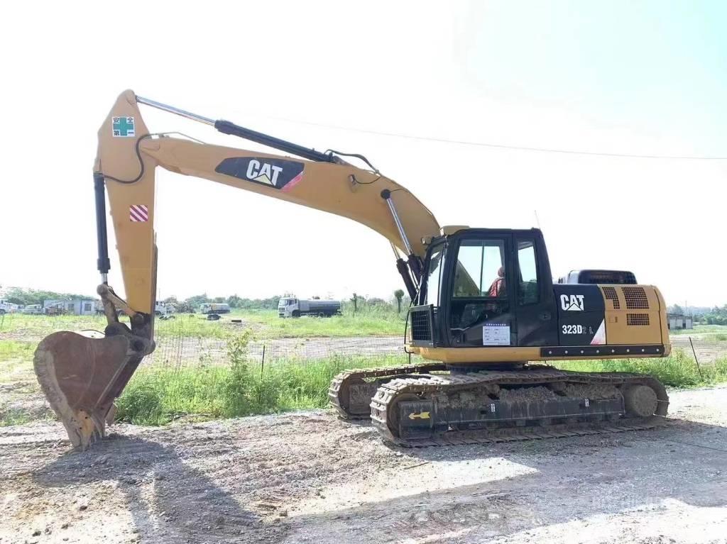 CAT 323D Bageri gusjeničari