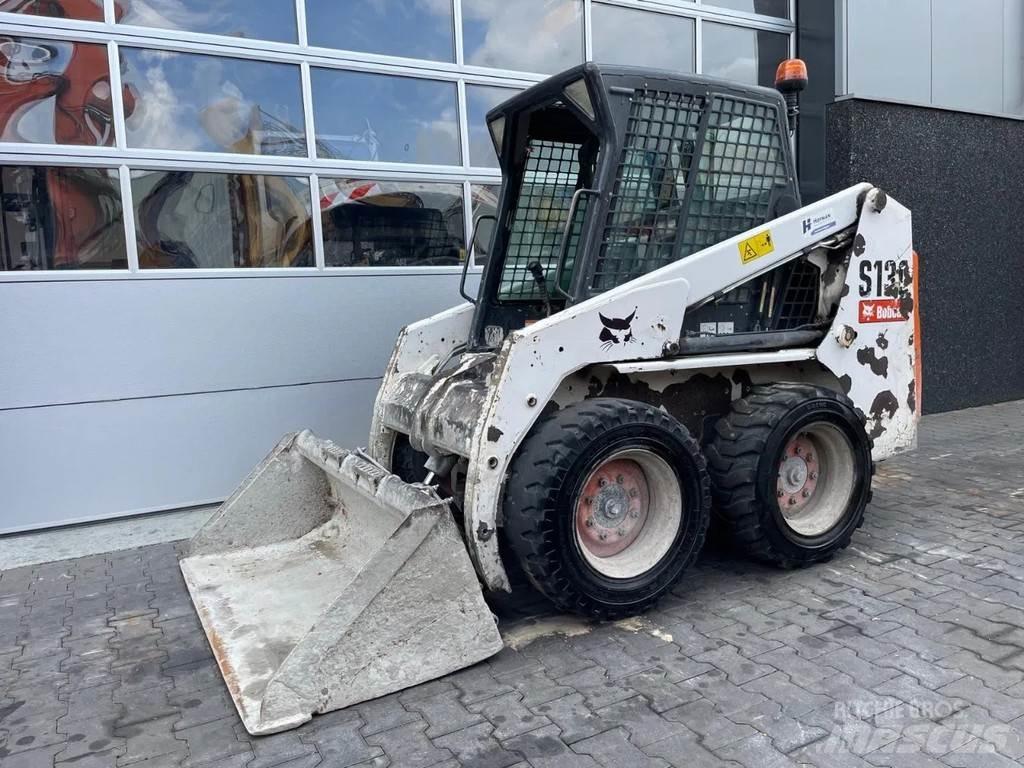 Bobcat S130 Skid steer mini utovarivači