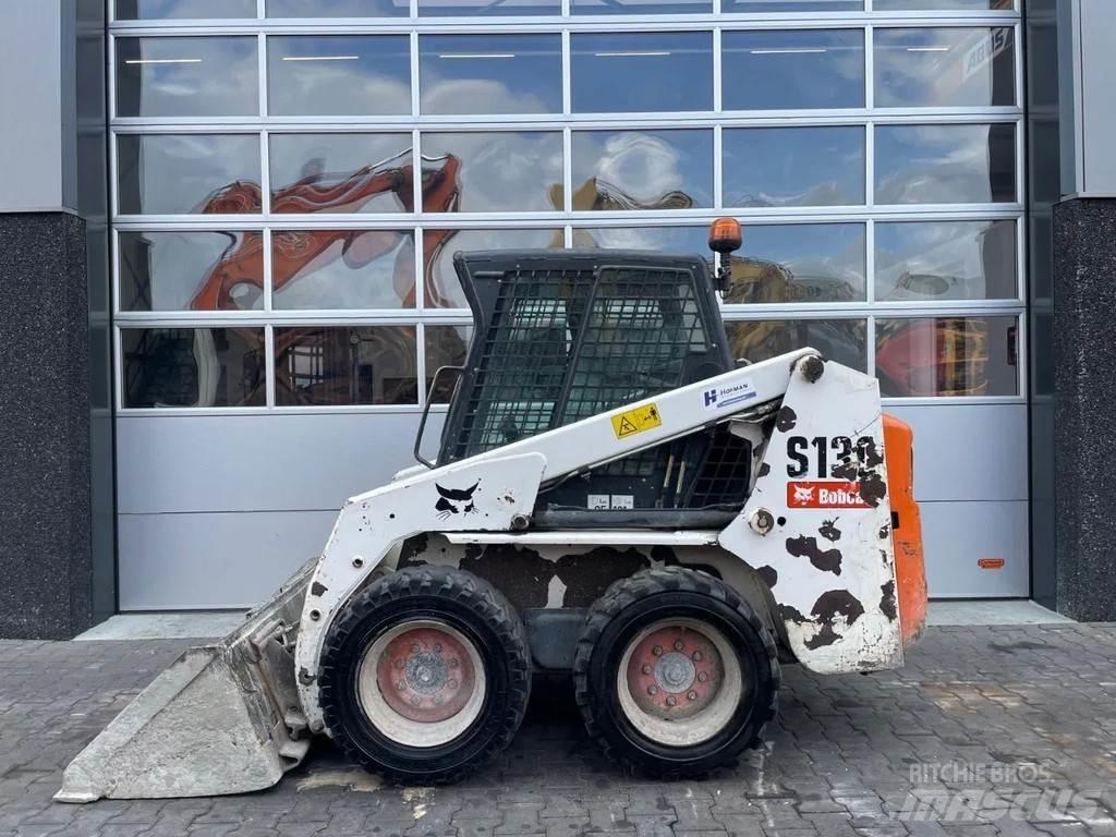 Bobcat S130 Skid steer mini utovarivači