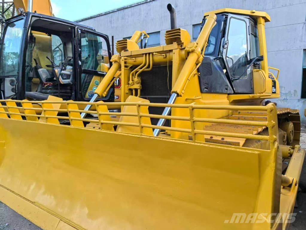 Komatsu D 65 PX-12 Buldožeri gusjeničari