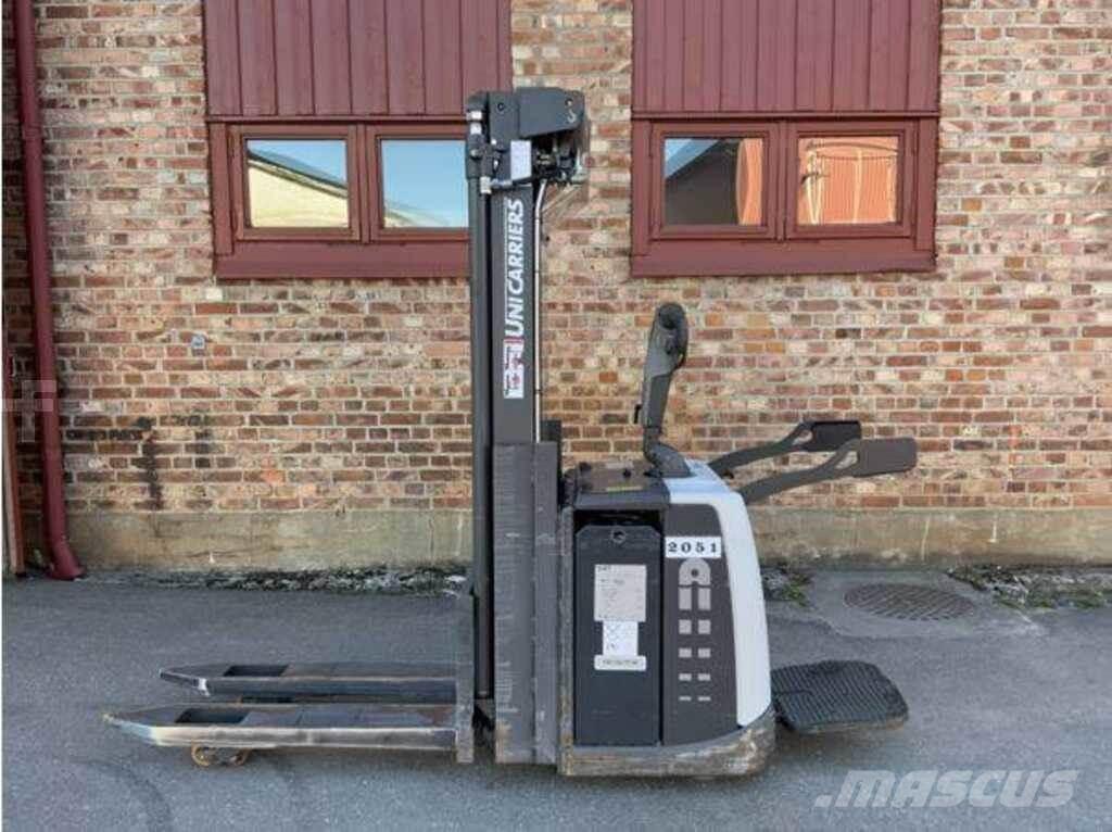 Atlet PSP Nisko podizni električni viličar sa platformu