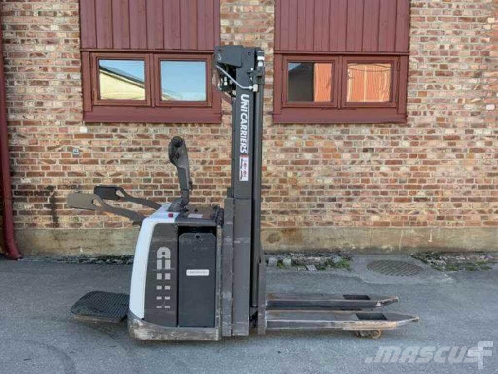 Atlet PSP Nisko podizni električni viličar sa platformu
