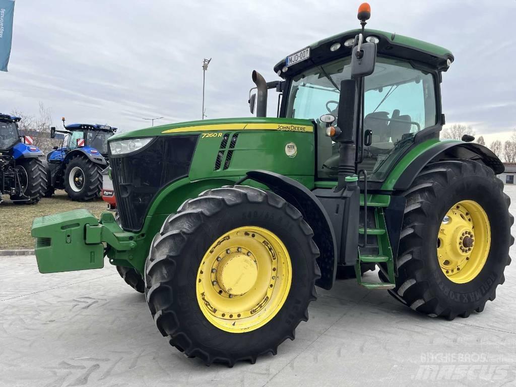 John Deere 7260 R Traktori