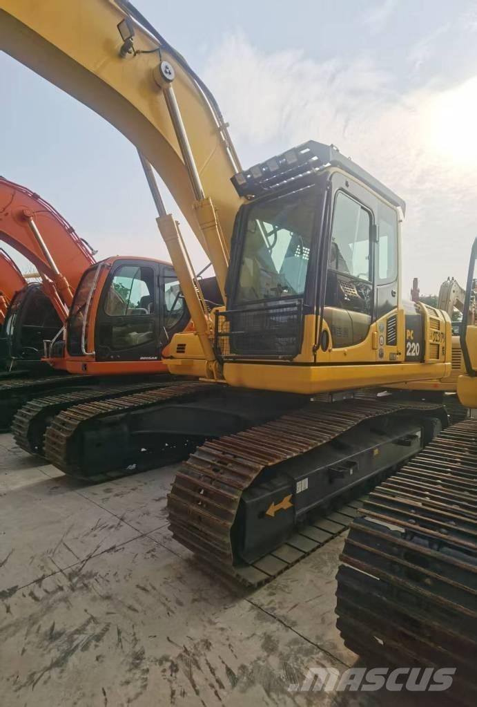 Komatsu PC 220-8 Bageri gusjeničari