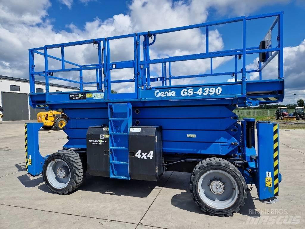 Genie GS 4390  RZ111 Škaraste platforme