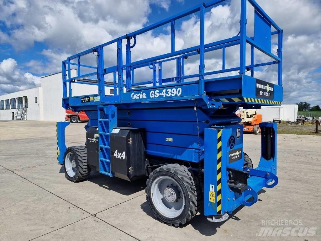 Genie GS 4390  RZ111 Škaraste platforme