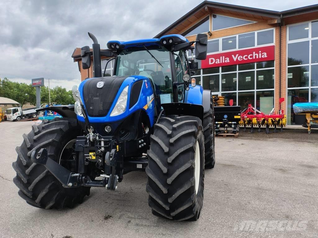 New Holland T 7.245 Traktori