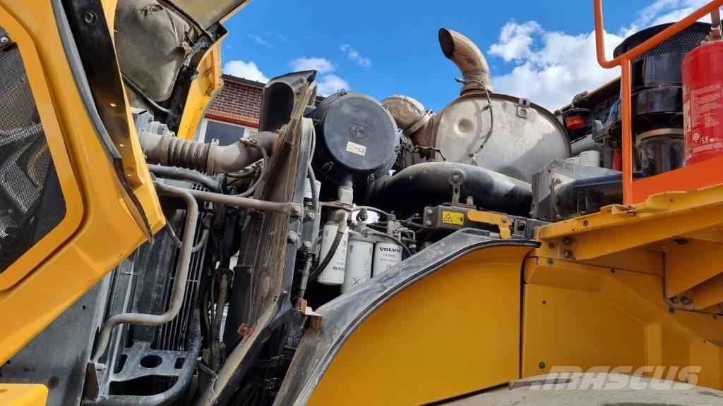 Volvo L 260 H Utovarivači na kotačima