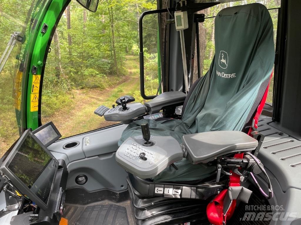 John Deere 1170G 8WD Harversteri