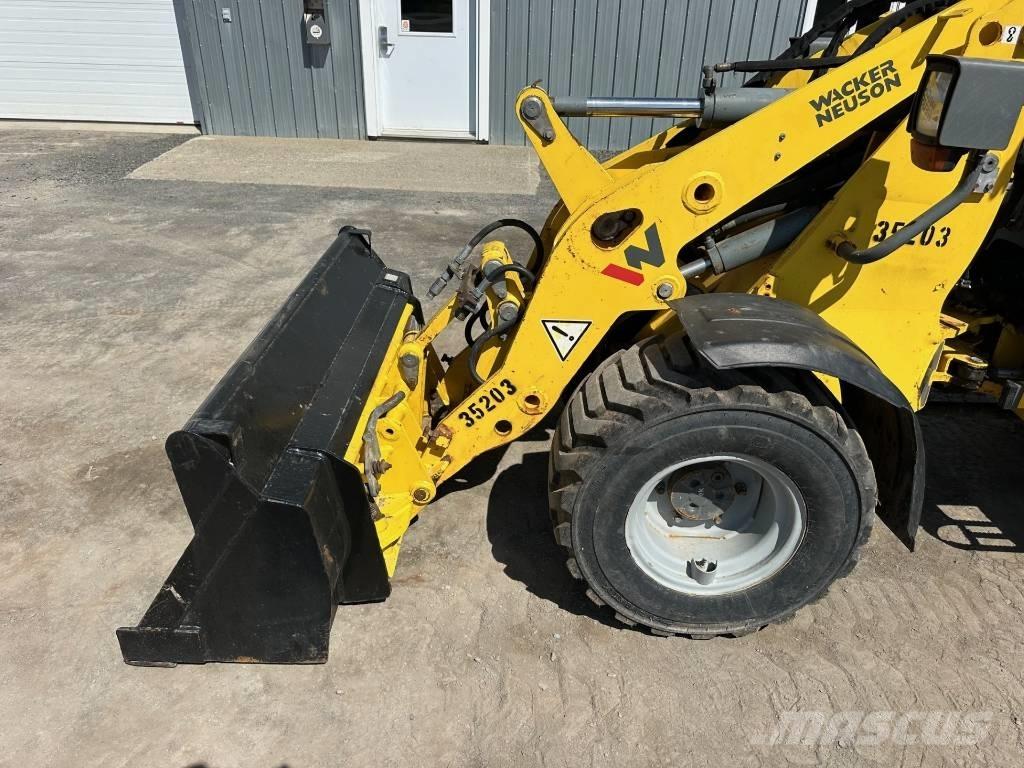 Wacker Neuson WL 30 Utovarivači na kotačima