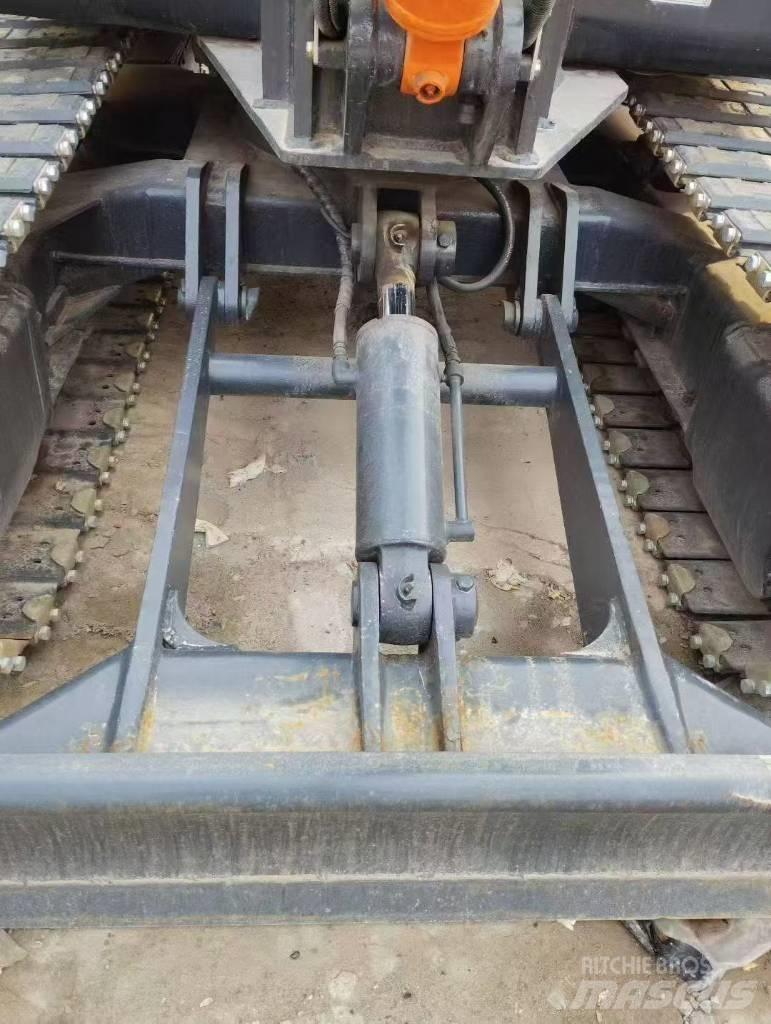 Doosan 55 Bageri gusjeničari
