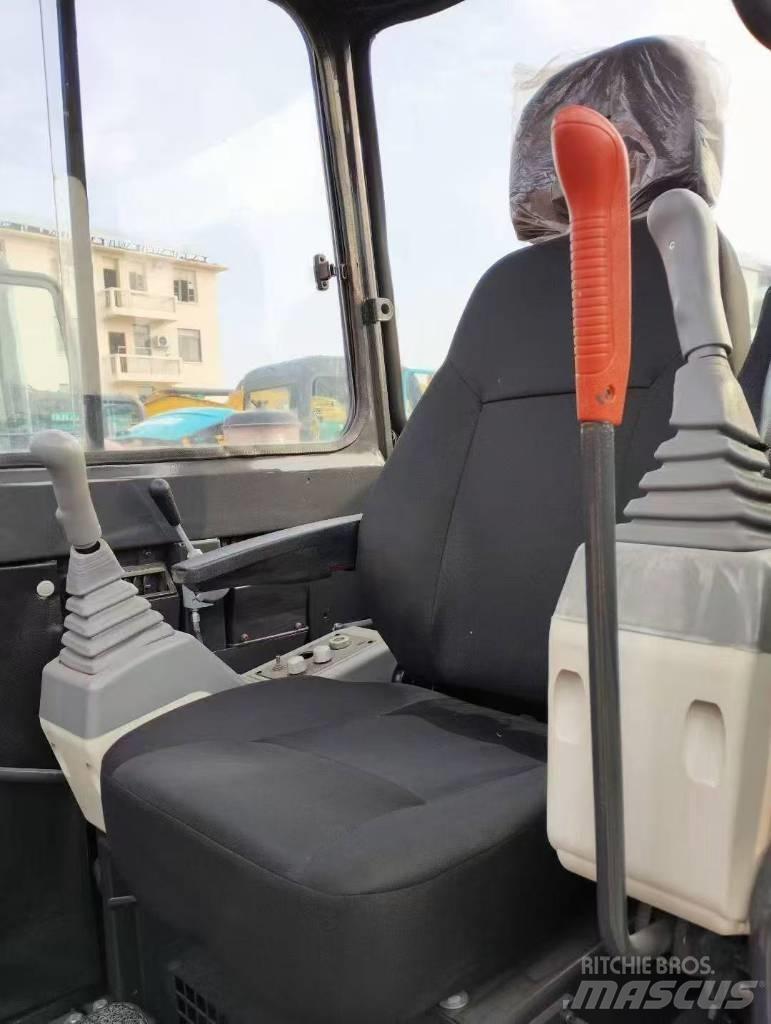 Doosan 55 Bageri gusjeničari