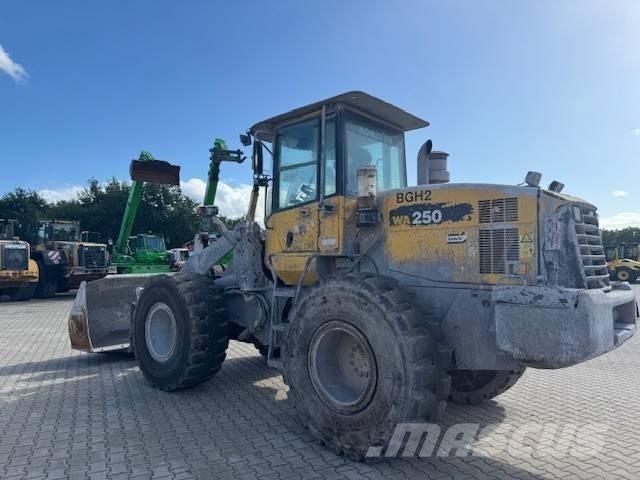 Komatsu WA 250-5 Utovarivači na kotačima
