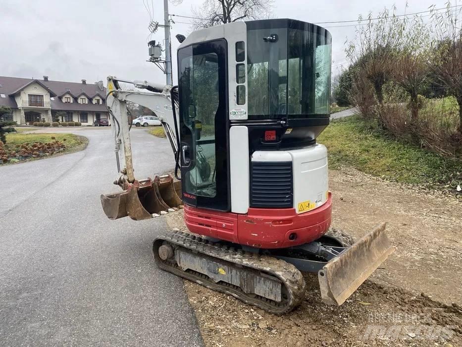 Takeuchi TB 23 R Mini bageri <7t