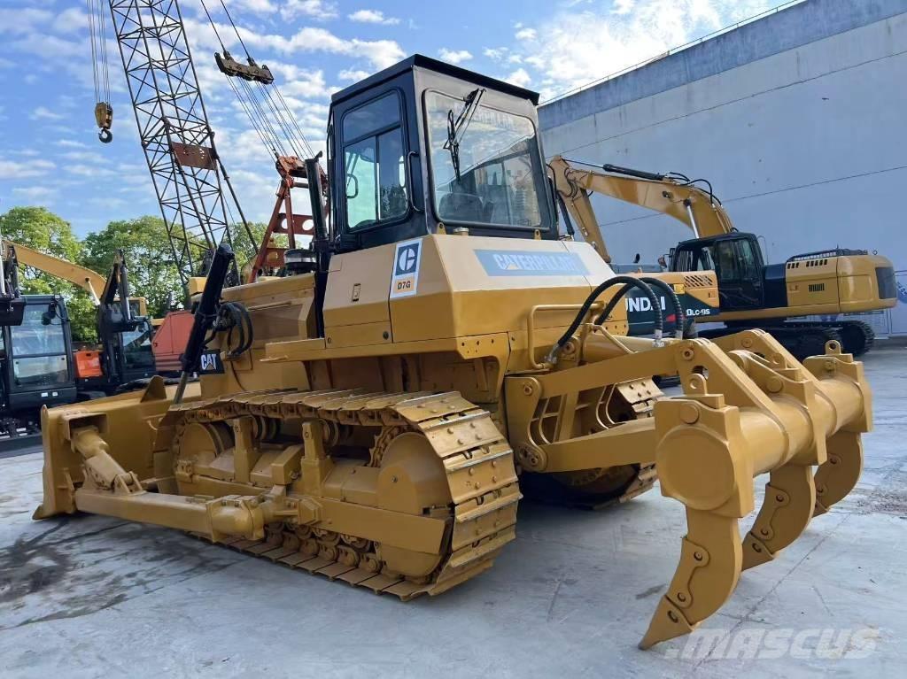 CAT D 7 G Buldožeri gusjeničari