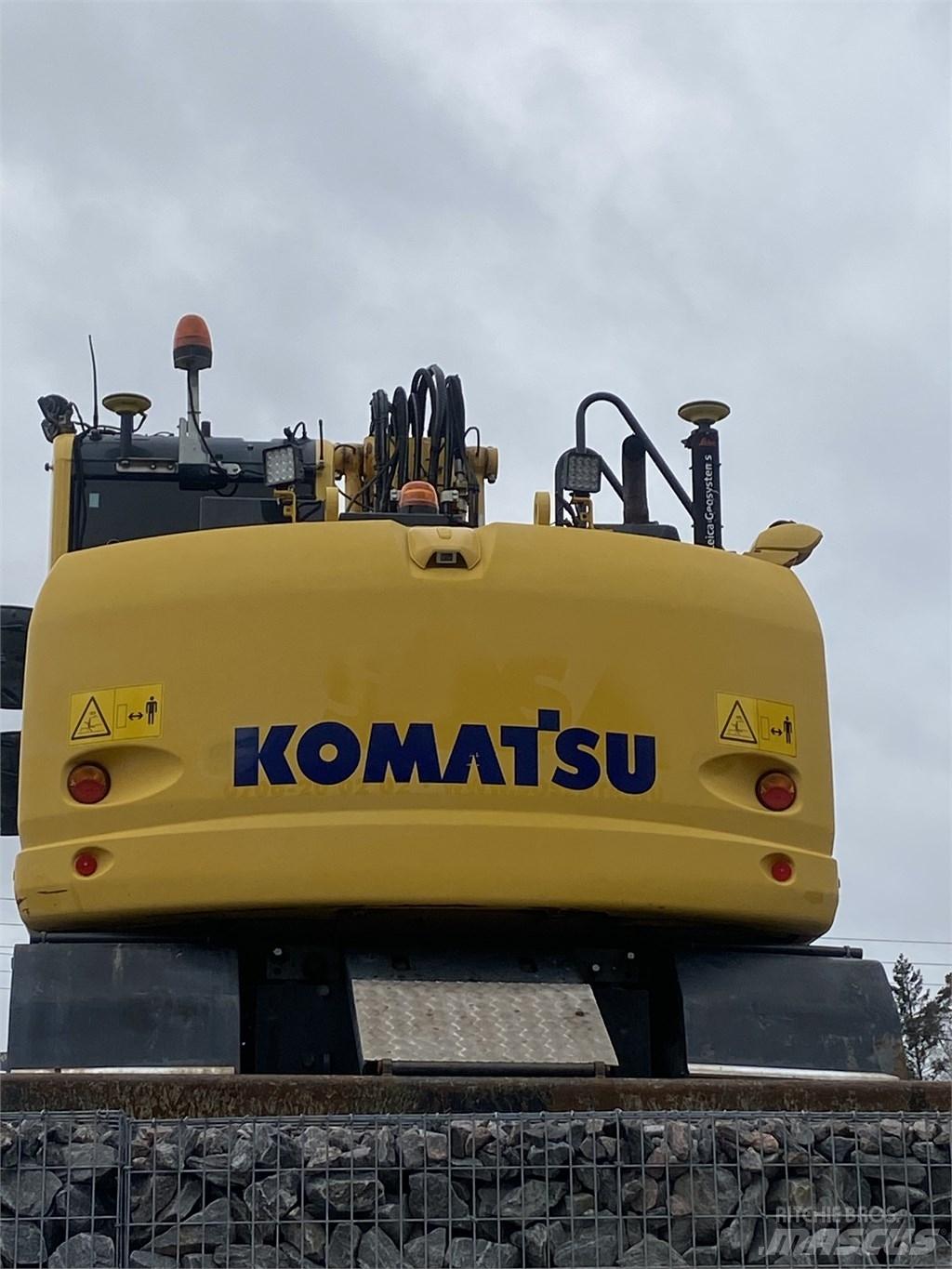 Komatsu PW148-10 Bageri na kotačima
