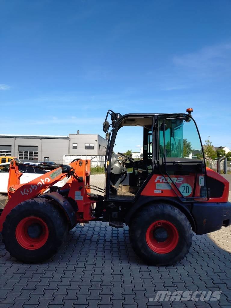 Kubota R 082 Utovarivači na kotačima