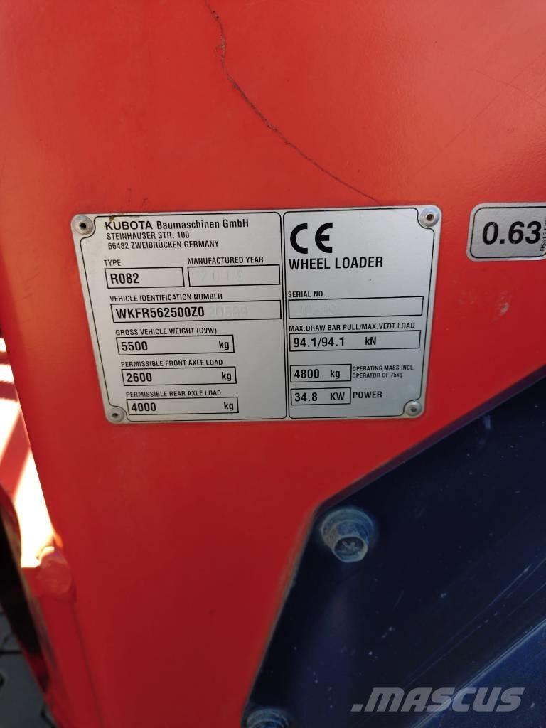 Kubota R 082 Utovarivači na kotačima